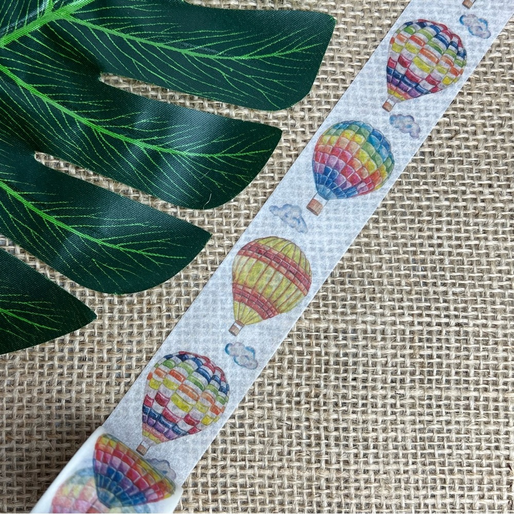 Hot Air Balloon Festival, Rainbow Designed Balloons, 30mm Washi Tape, 1 Roll - Picture 8 of 13